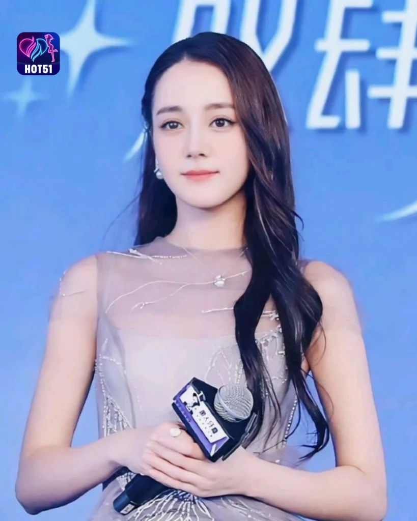  Gambar Cantik Dilraba Dilmurat di Platform HOT51