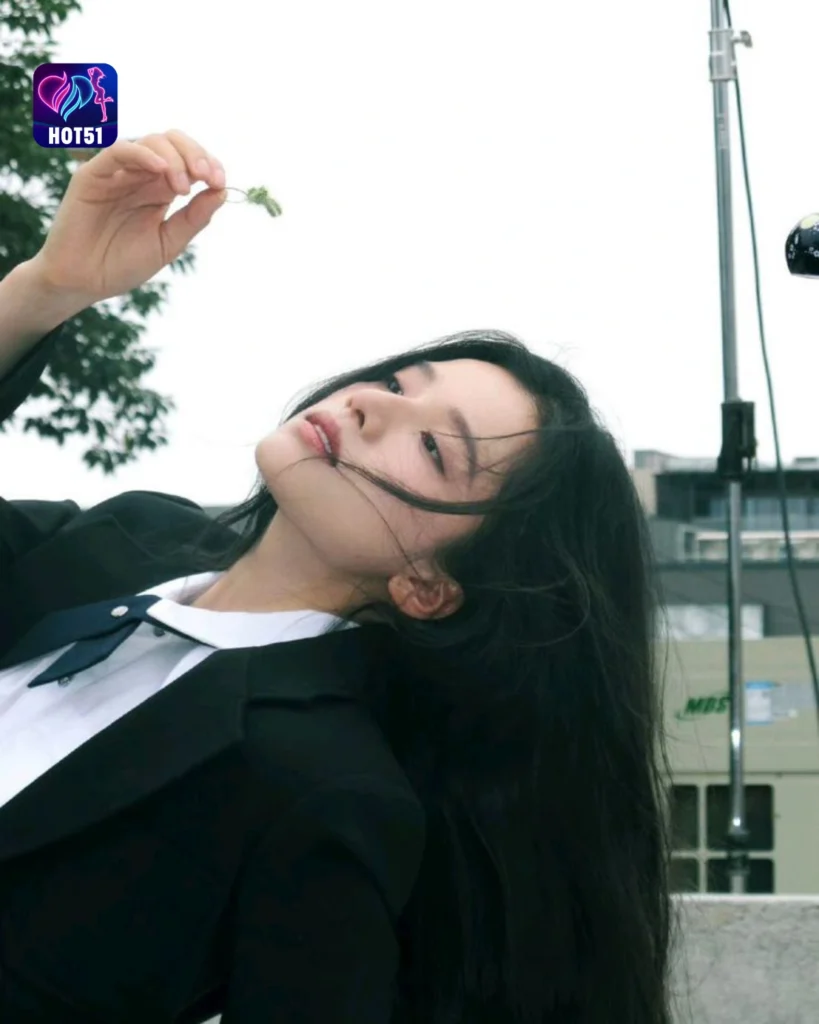  Gambar Cantik Zhang Jingyi di Platform HOT51