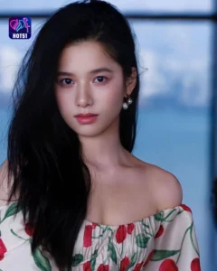 Read more about the article Beautiful Stunning Gambar Zhang Jingyi di Platform HOT51
