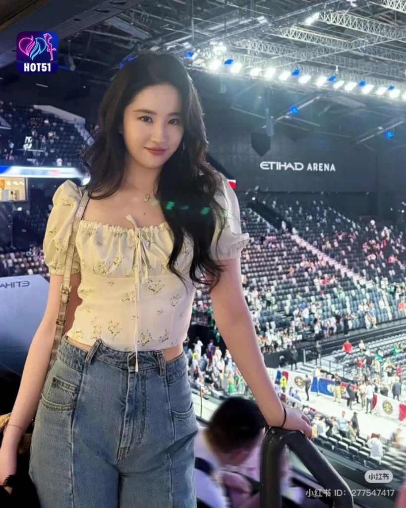  Liu Yifei's Stunning Photos on HOT51 Platform 