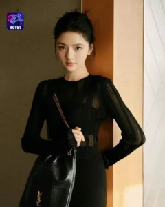 Read more about the article Beautiful Stunning Ren Min’s Beautiful Photos on HOT51 Platform