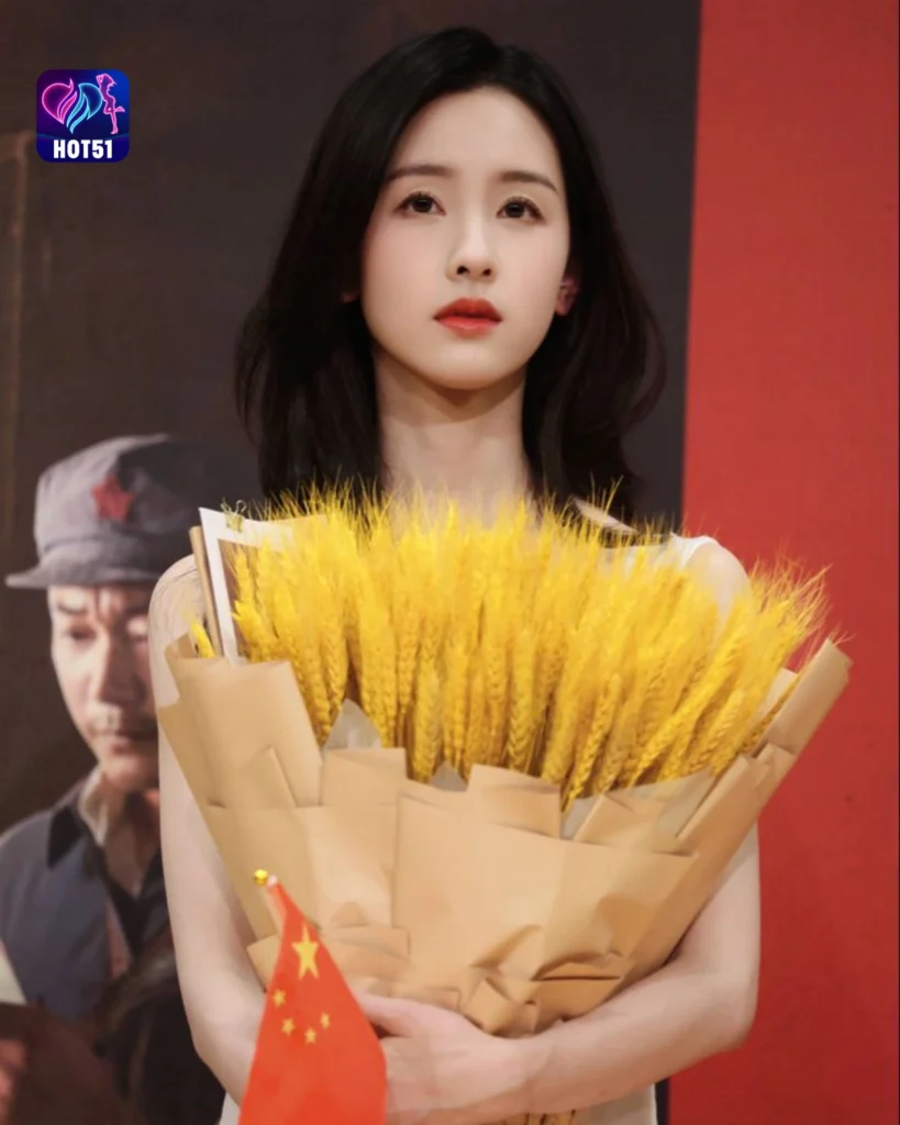  Stunning Chen Duling Photos on HOT51 Platform