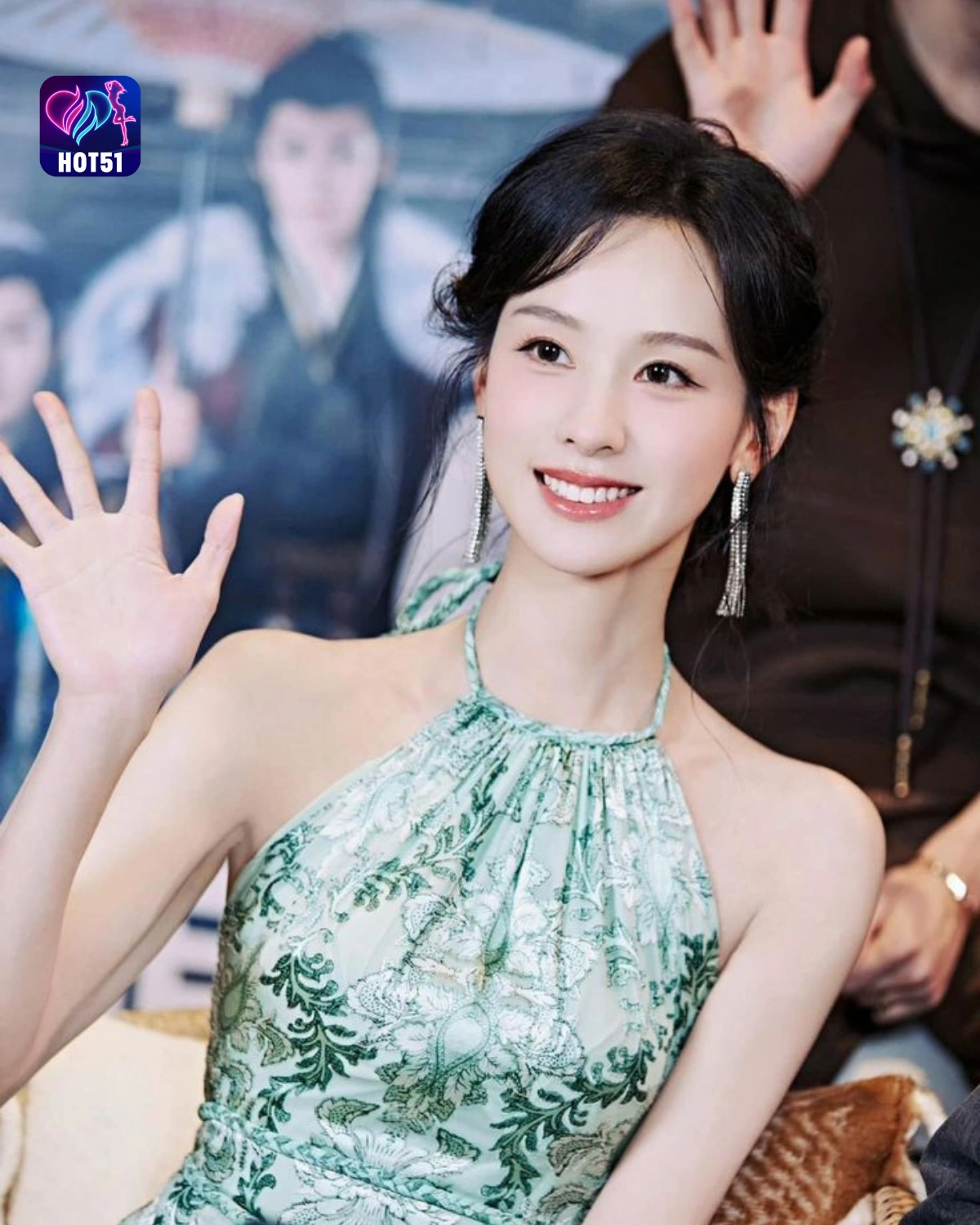 You are currently viewing Beautiful Stunning Chen Duling Photos on HOT51 Platform