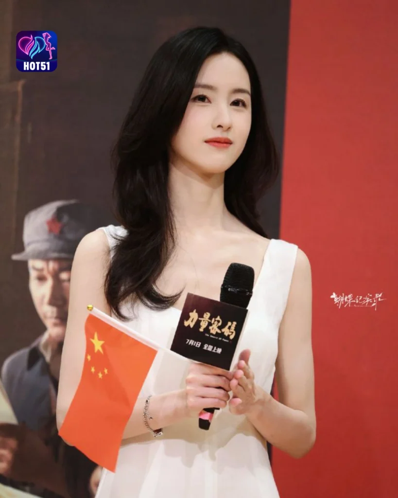  Stunning Chen Duling Photos on HOT51 Platform