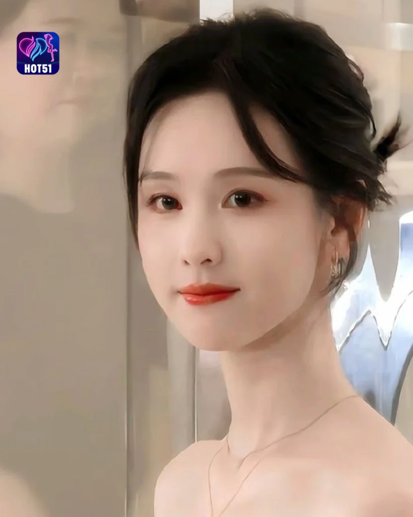 Stunning Chen Duling Photos on HOT51 Platform