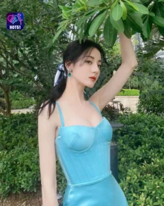 Read more about the article Beautiful Stunning Dilraba Dilmurat Photos on HOT51 Platform