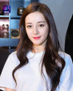 Read more about the article Beautiful Stunning Dilraba Dilmurat Photos on HOT51 Platform