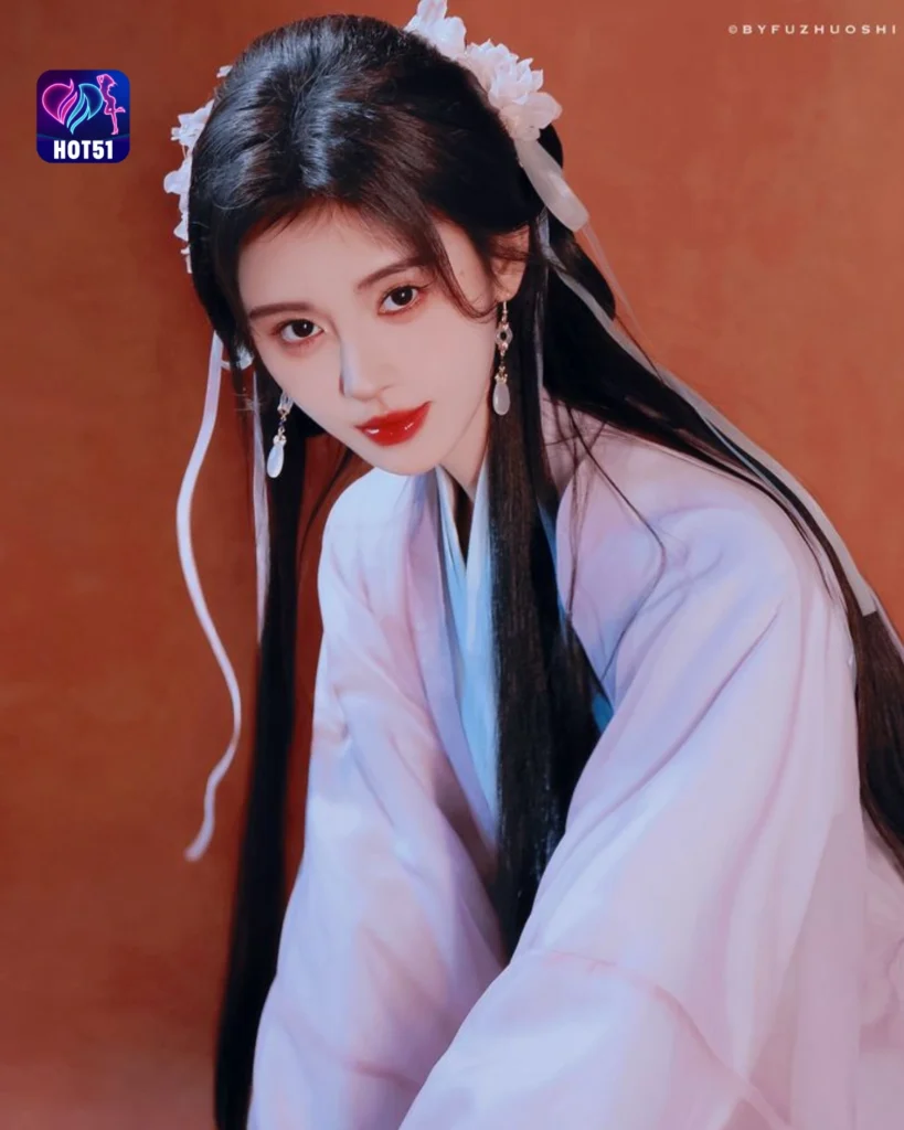  Stunning Ju Jingyi Photos on HOT51 Platform