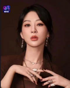 Read more about the article Beautiful Stunning YANG ZI Photos on HOT51 Platform