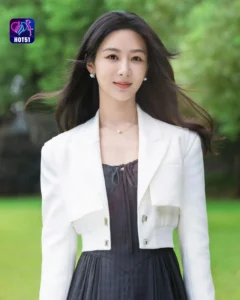 Read more about the article Beautiful Stunning YANG ZI Photos on HOT51 Platform