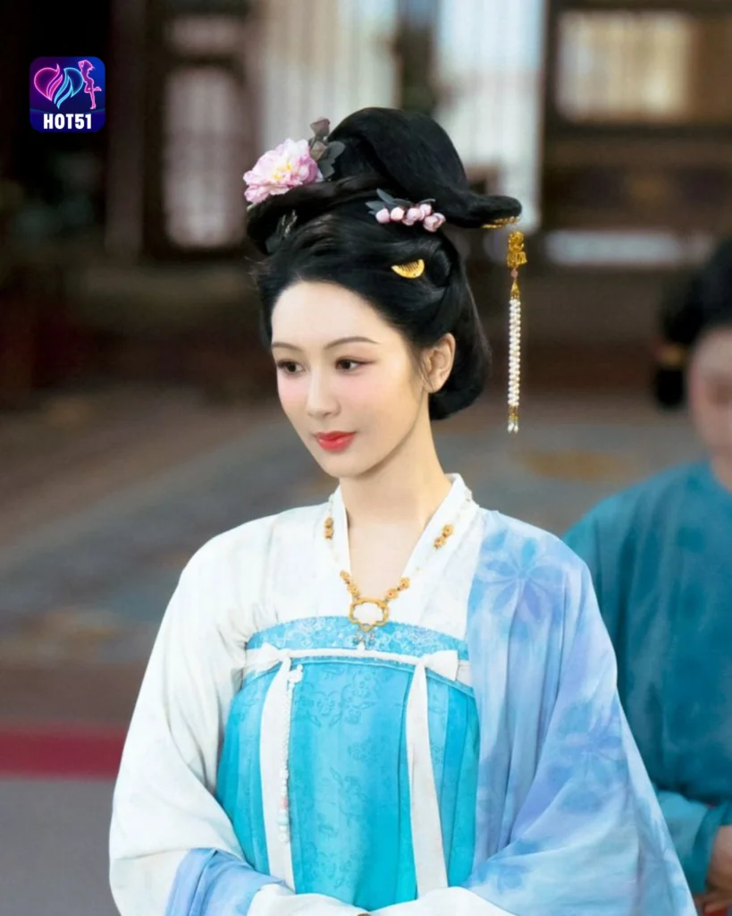  Stunning YANG ZI Photos on HOT51 Platform