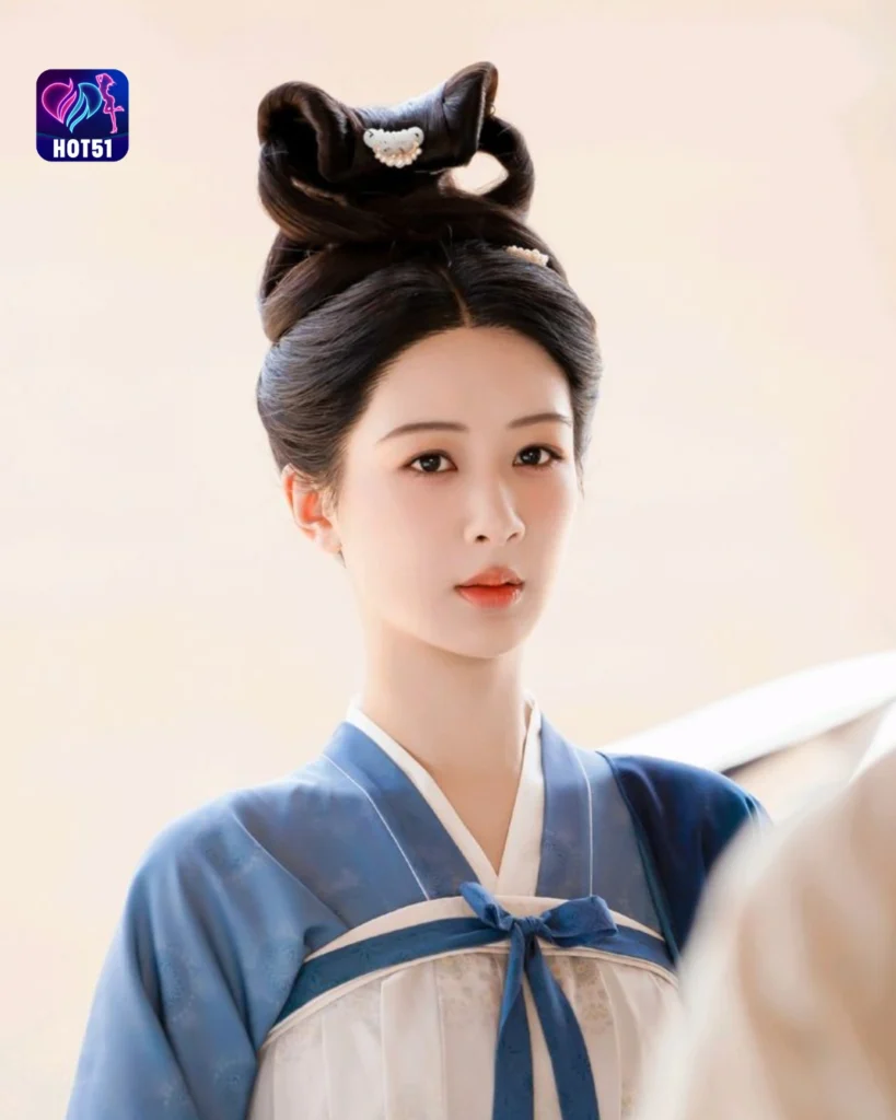  Stunning YANG ZI Photos on HOT51 Platform 