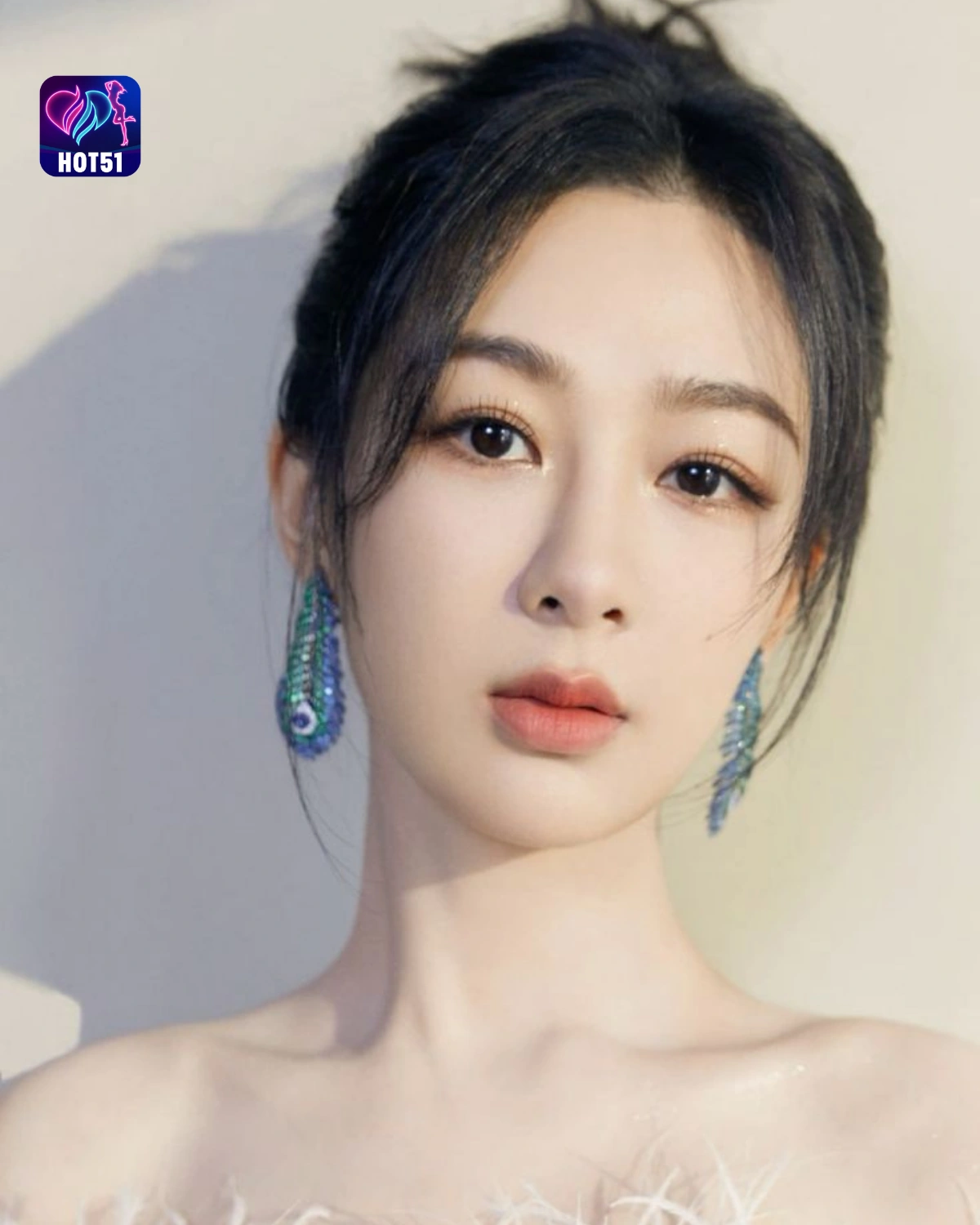 You are currently viewing Beautiful Stunning YANG ZI Photos on HOT51 Platform A Visual