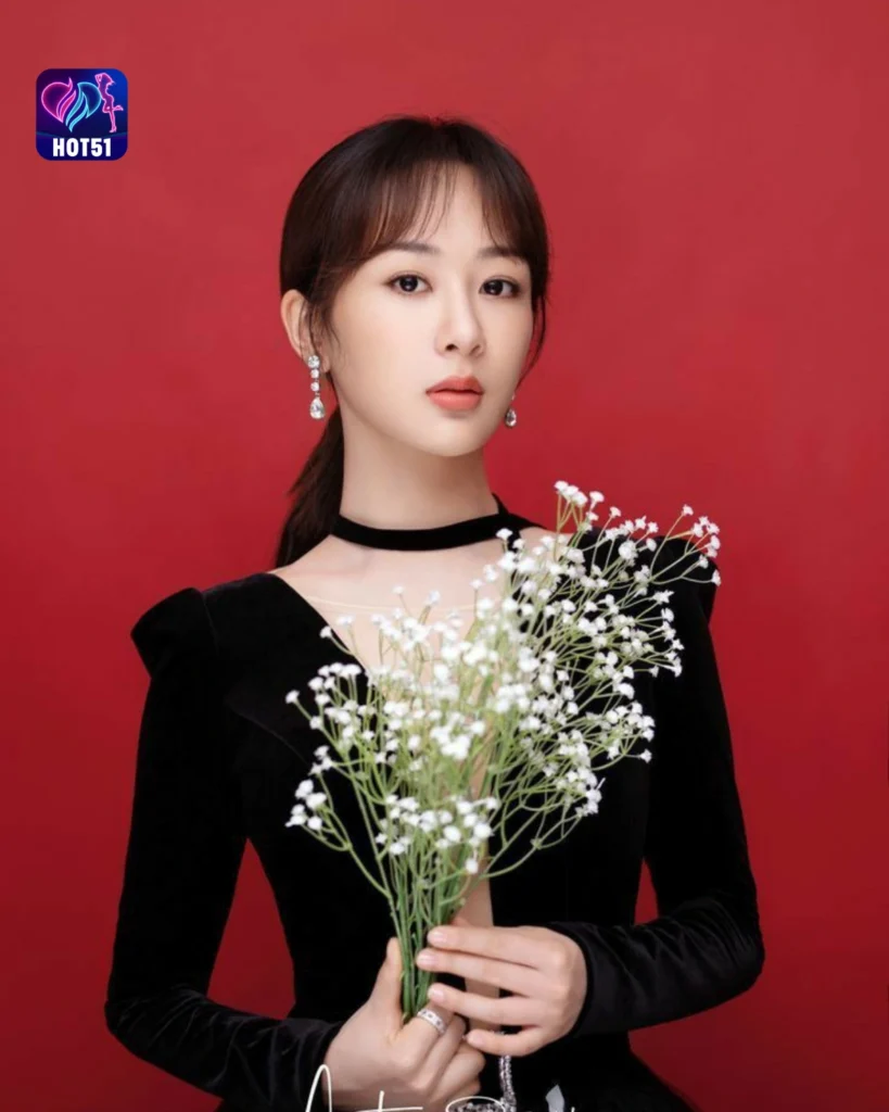  Stunning YANG ZI Photos on HOT51 Platform Revealed 