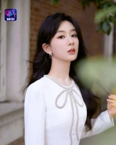 Read more about the article Beautiful Stunning Yang Zi Photos Showcase on HOT51 Platform
