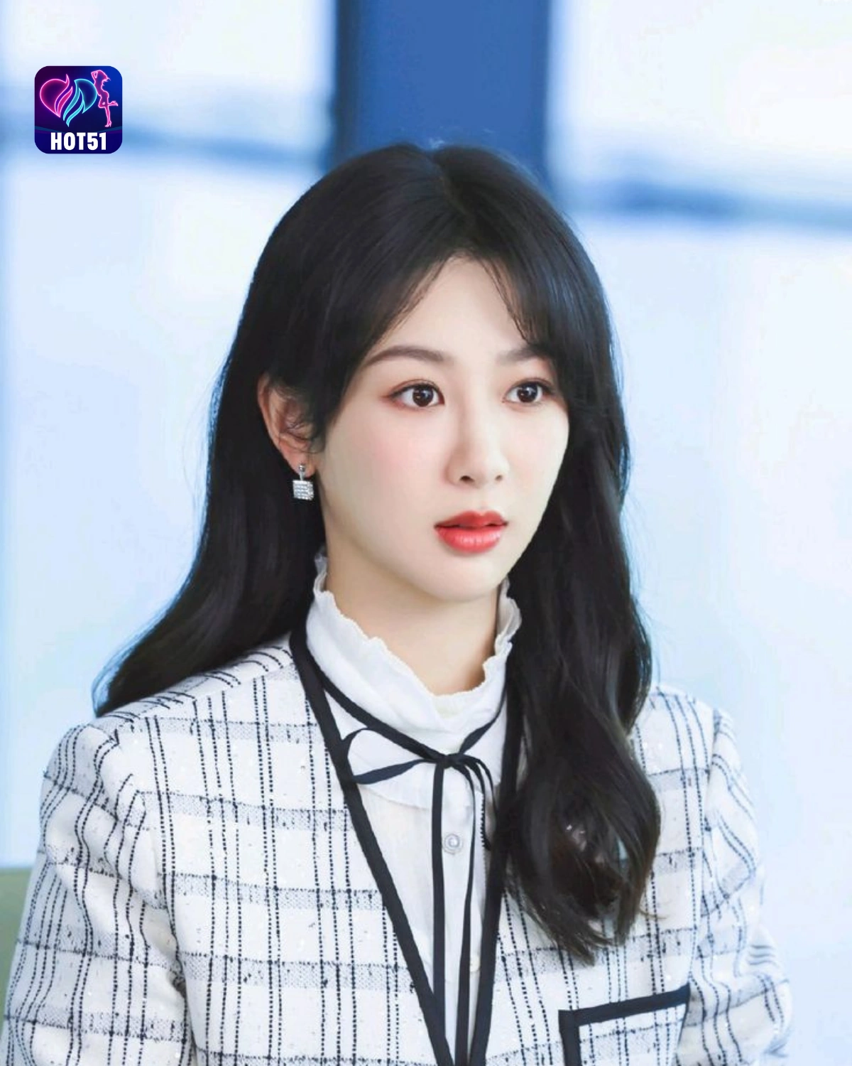 You are currently viewing Beautiful Stunning Yang Zi Photos on HOT51 Platform