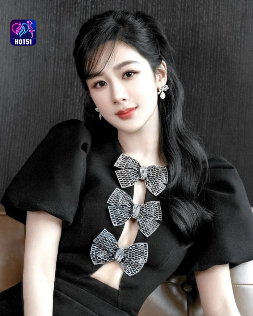Stunning Yang Zi Photos on HOT51 Platform A Glimpse 