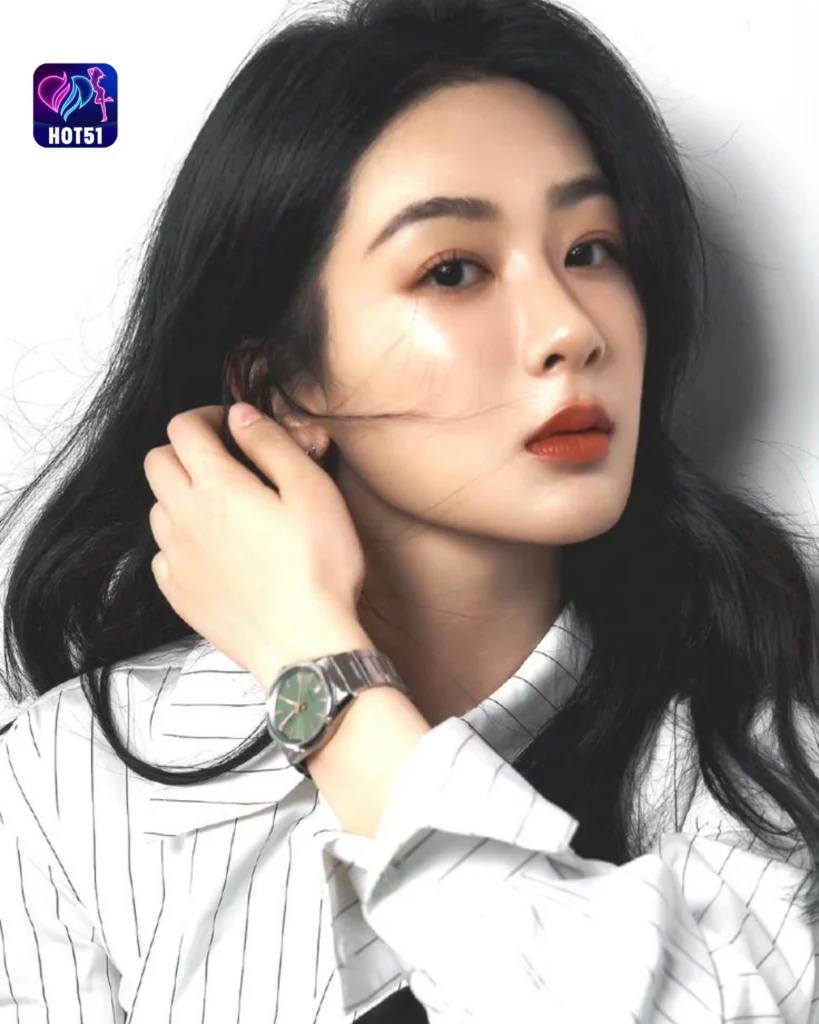  Stunning Yang Zi Photos on Hot51 Platform 