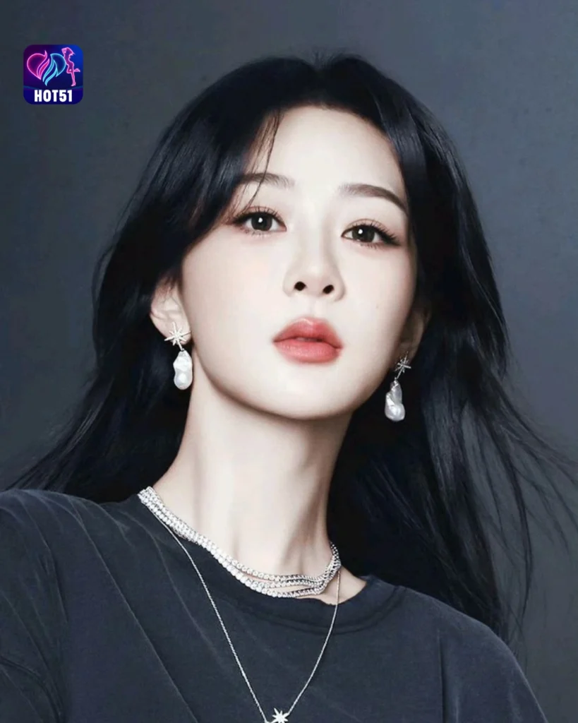  Stunning Yang Zi Photos on Hot51 Platform 