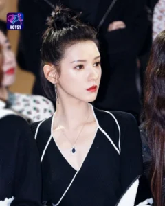 Read more about the article Beautiful Stunning Zhang Yuxi Photos Featured on HOT51 Platform