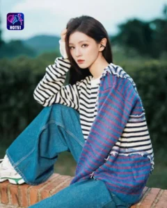Read more about the article Beautiful Stunning Zhang Yuxi Photos Featured on HOT51 Platform