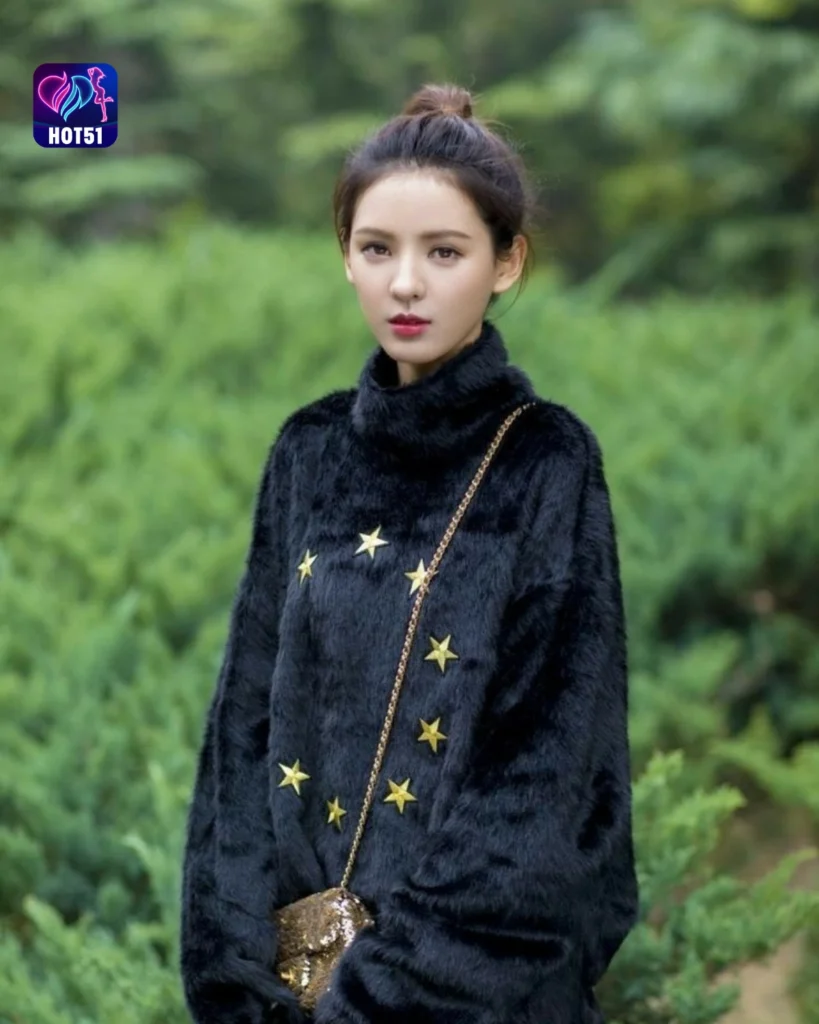  Stunning Zhang Yuxi Photos on HOT51 Platform