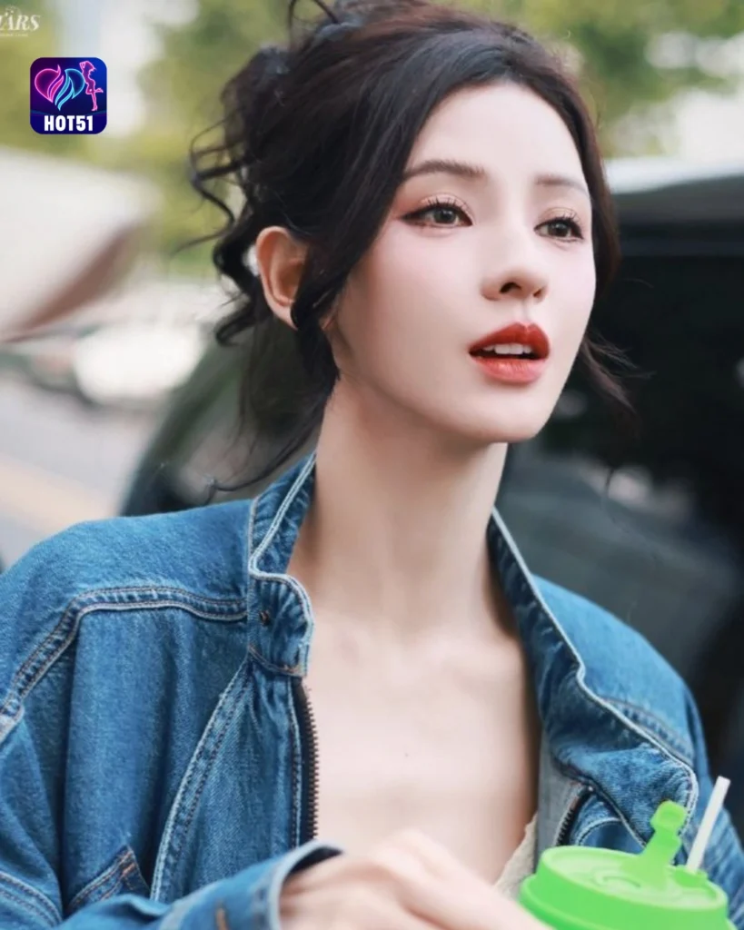  Stunning Zhang Yuxi Photos on HOT51 Platform