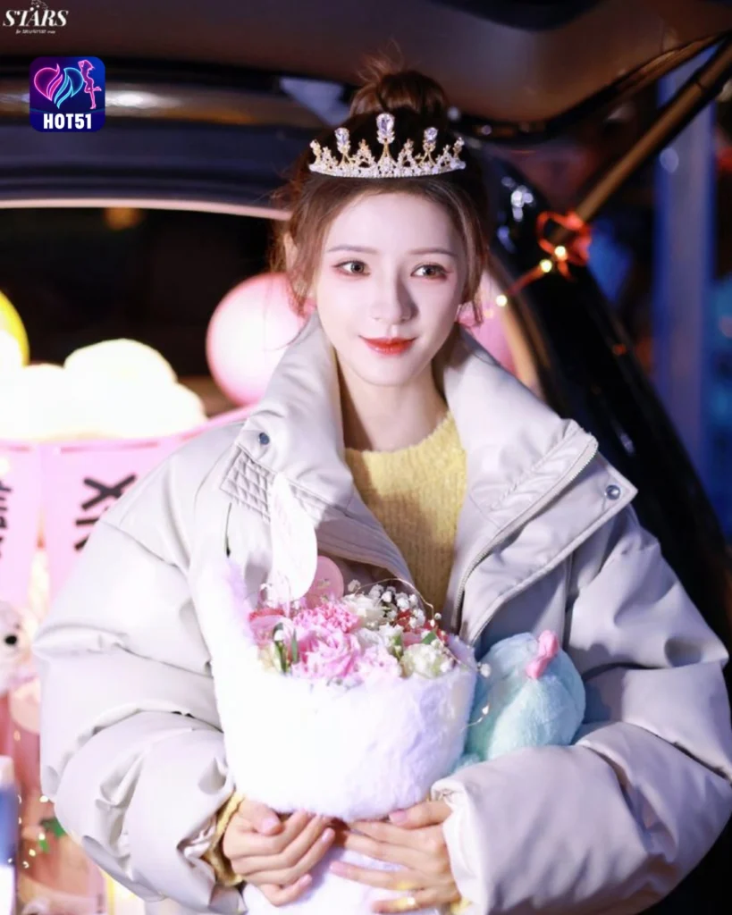Stunning Zhang Yuxi Photos on HOT51 Platform 
