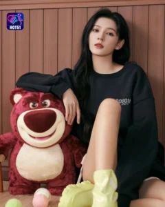 Read more about the article Beautiful Stunning Zhang Yuxi Photos on HOT51 Platform