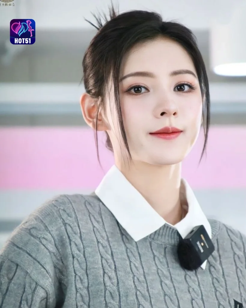  Stunning Zhang Yuxi Photos on HOT51 Platform
