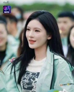 Read more about the article Beautiful Stunning Zhang Yuxi Photos on HOT51 Platform