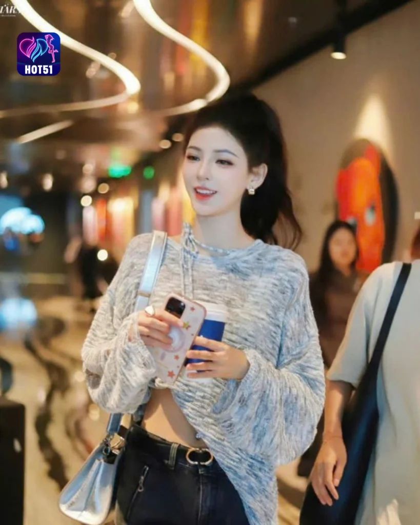 Stunning Zhang Yuxi Photos on HOT51 Platform
