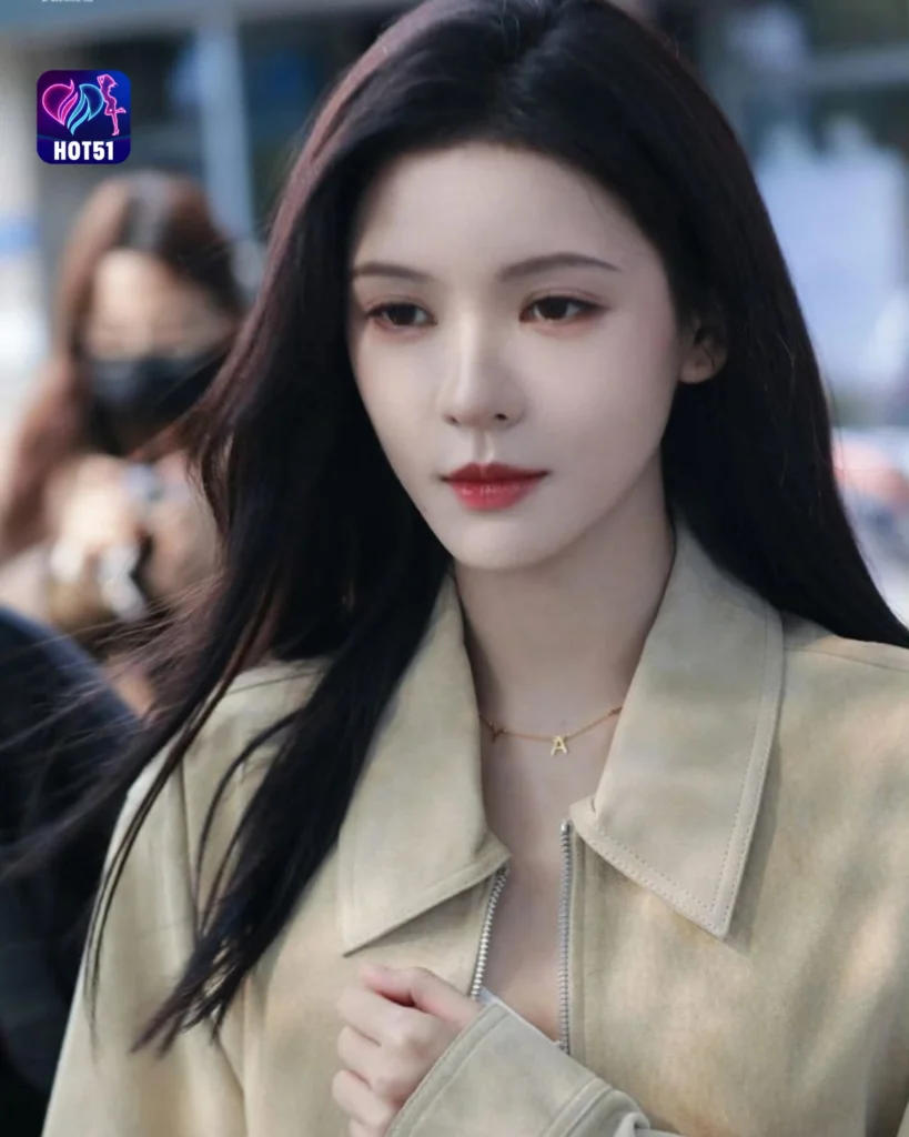  Stunning Zhang Yuxi Photos on the HOT51 Platform