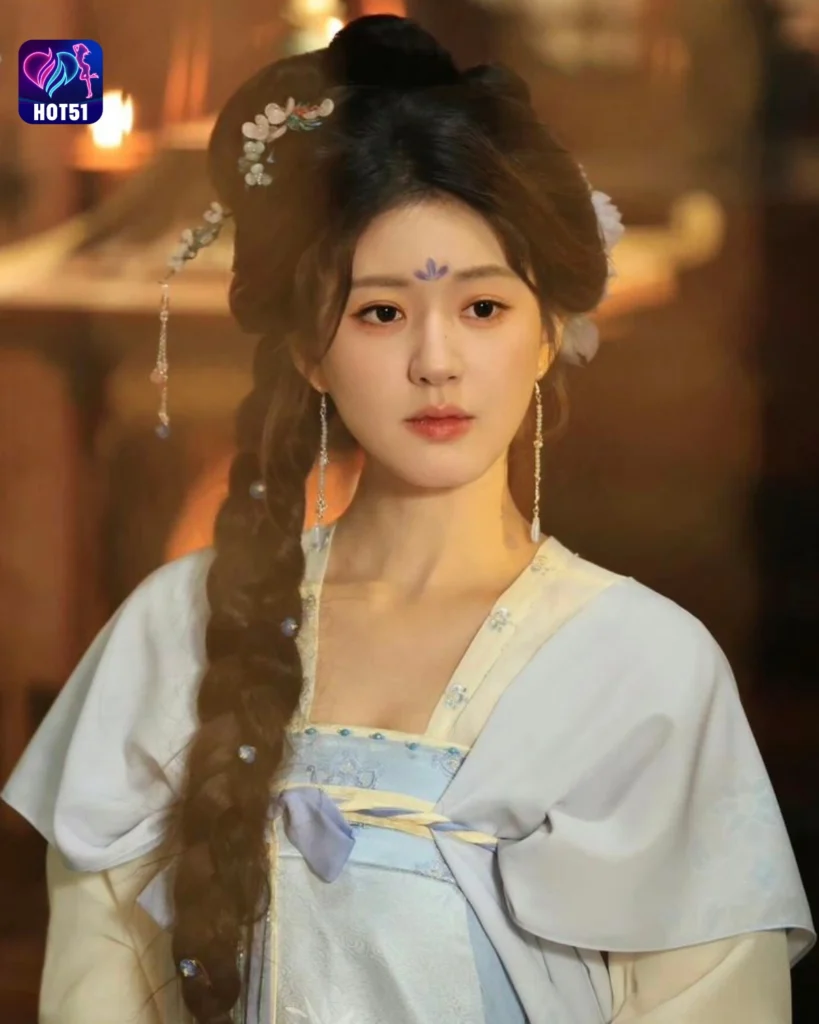  Stunning Zhao Lusi Photos on HOT51 Platform 