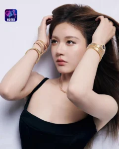 Read more about the article Beautiful Stunning Zhao Lusi Photos on HOT51 Platform