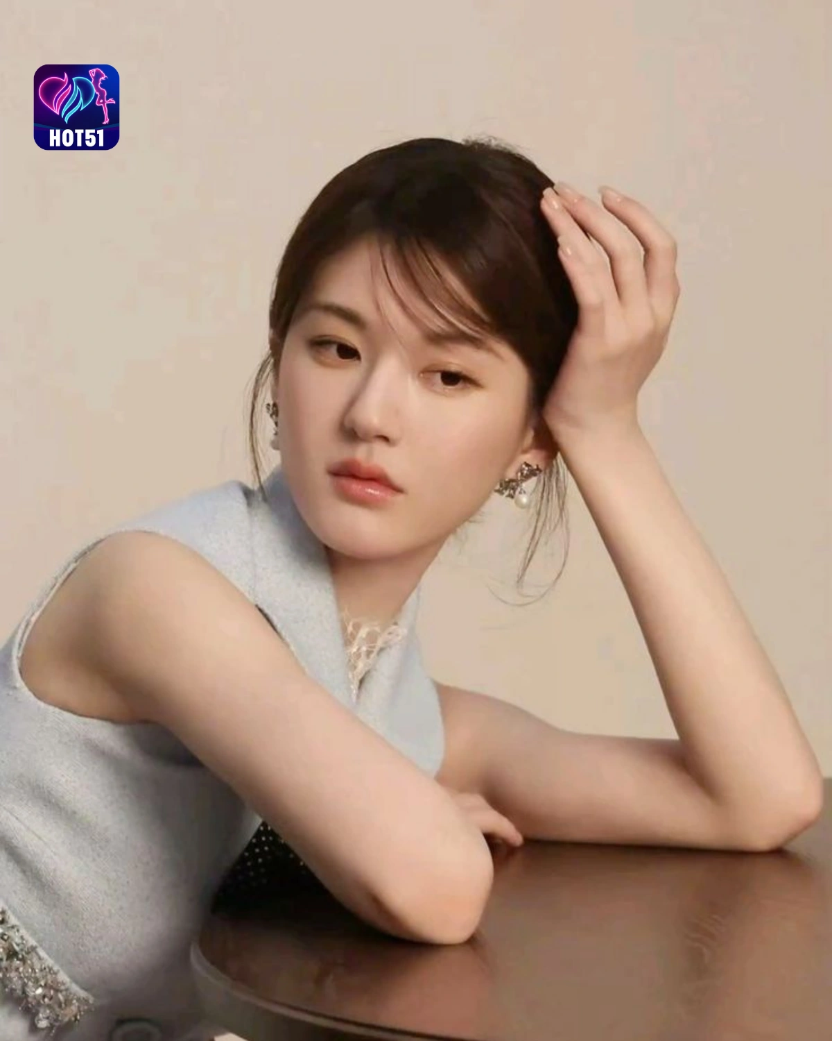You are currently viewing Beautiful Stunning Zhao Lusi Photos on HOT51 Platform Revealed