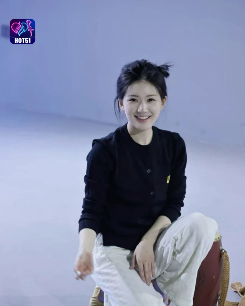 Stunning Zhao Lusi Photos on HOT51 Platform Revealed 