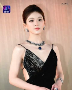 Read more about the article Beautiful Stunning Zhao Lusi Photos on the HOT51 Platform