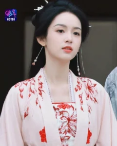 Read more about the article Beautiful Stunning Zhou Ye Photos on HOT51 Platform