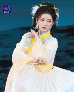 Read more about the article Beautiful Zhang Yuxi’s Stunning Photos on the HOT51 Platform